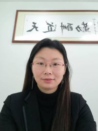 曾女士